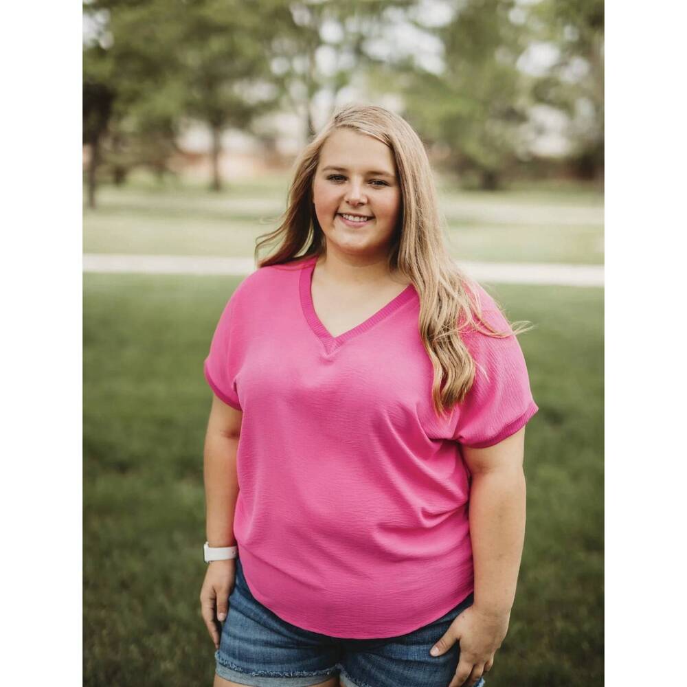NEW IVY JANE popover ribbed top in fuchsia